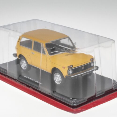 1:24 Hachette East Legendary Lada Niva VAZ-2121 yellow 1977