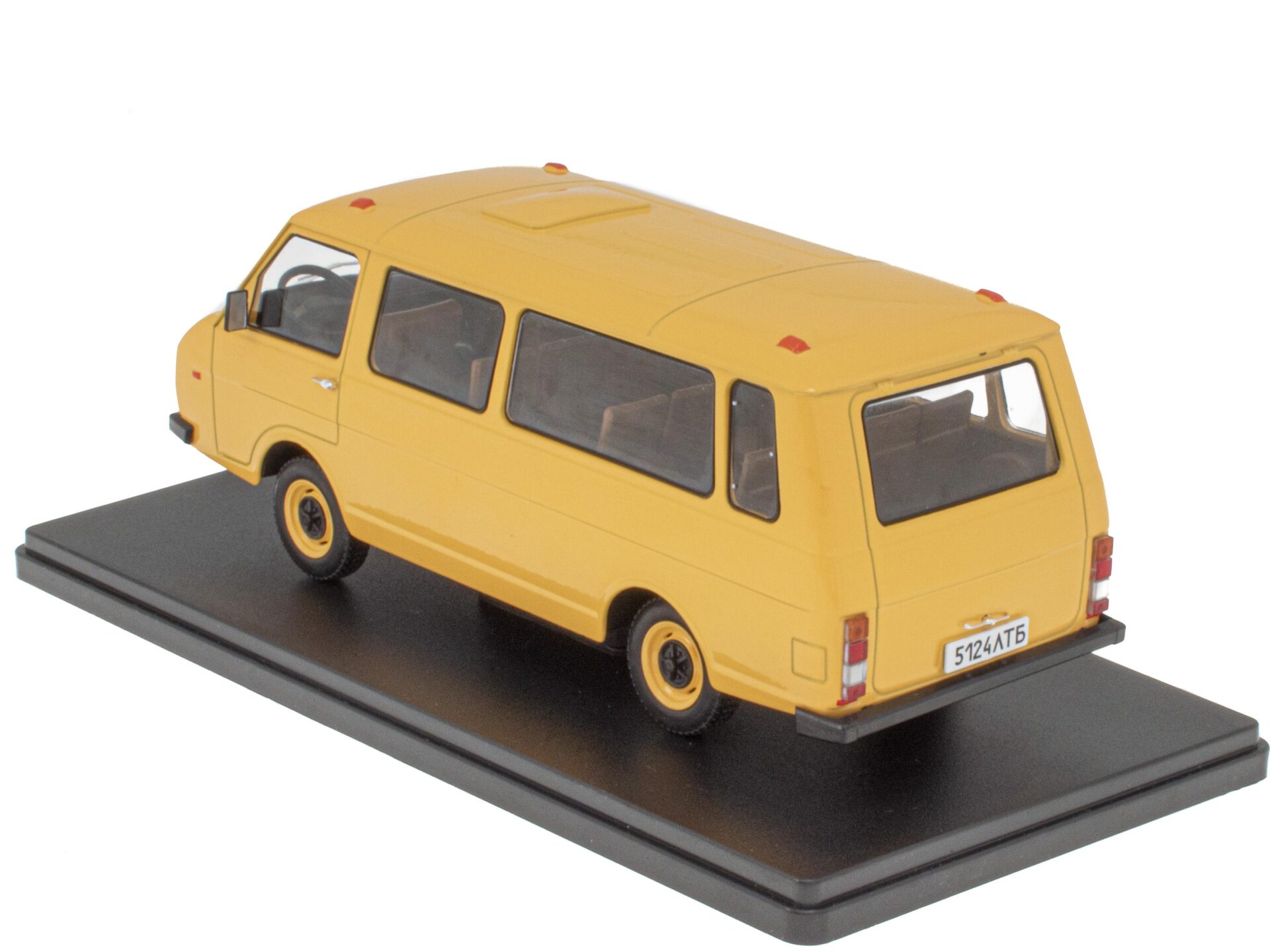 1:24 Hachette East Legendary RAF-22038 Van Bus yellow 1976