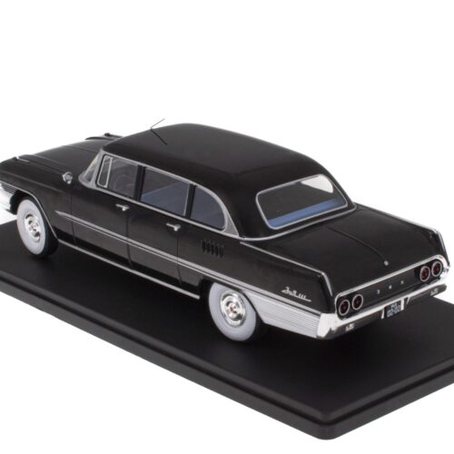 1:24 Hachette East Legendary ZIL-111G Limousine 1962 black