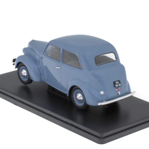 1:24 Hachette East Legendary KIM-10-50 blue 1940