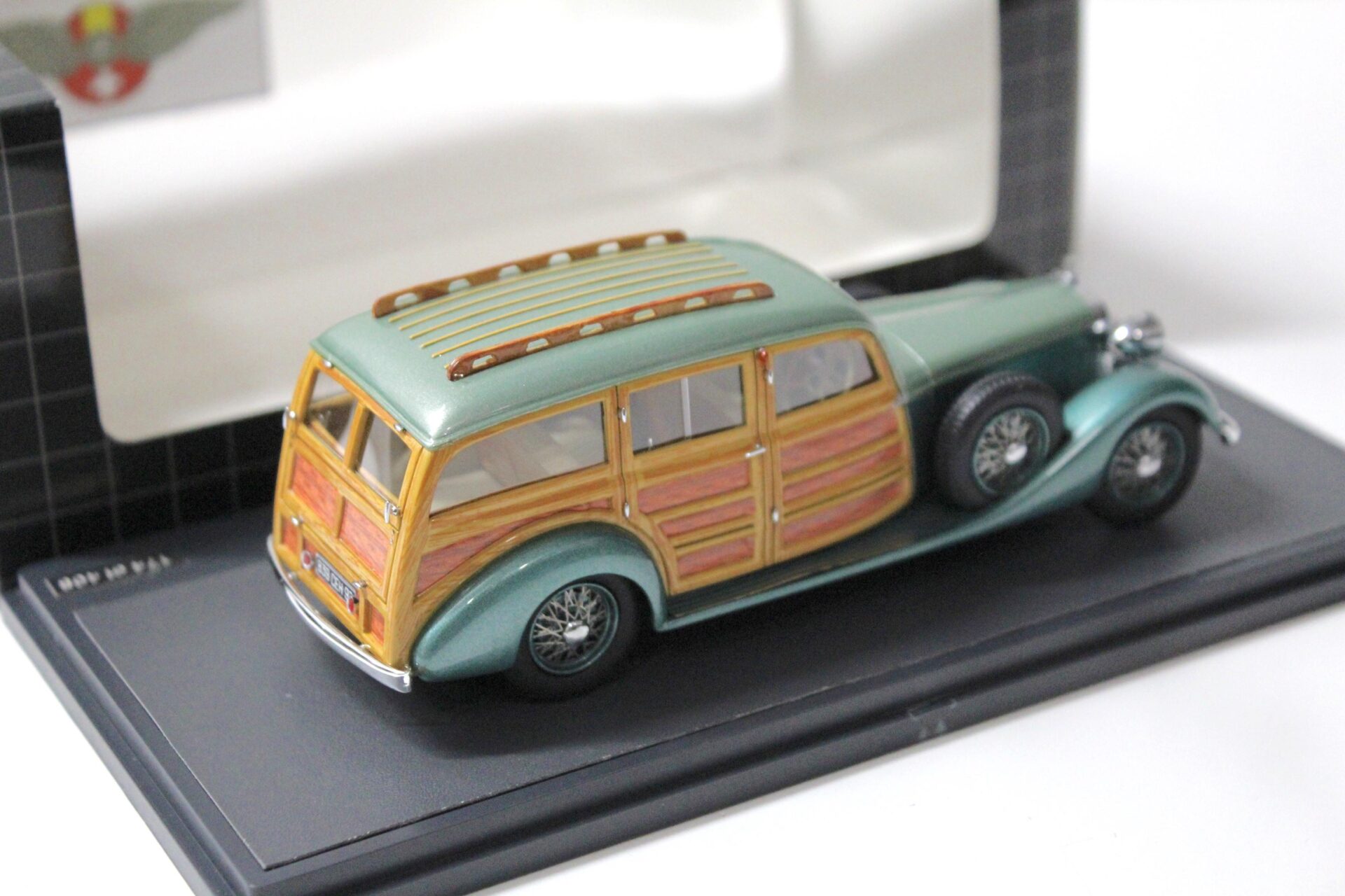 1:43 Matrix 1937 Hispano-Suiza K6 Break de Hasse by Franay #15121 green
