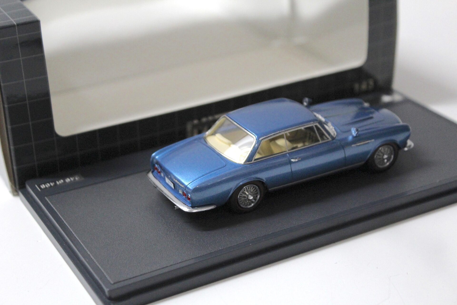 1:43 Matrix Alvis Super 3-Litre Graber Coupe 1967 blue metallic