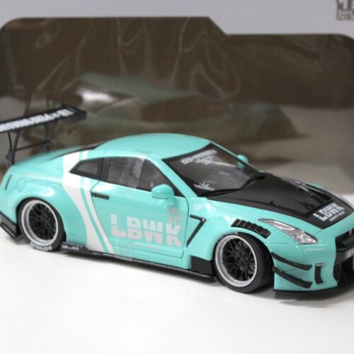 Modellauto Nissan GT-R R35 LB Works Silhouette 2020 grün 1:43 Solido