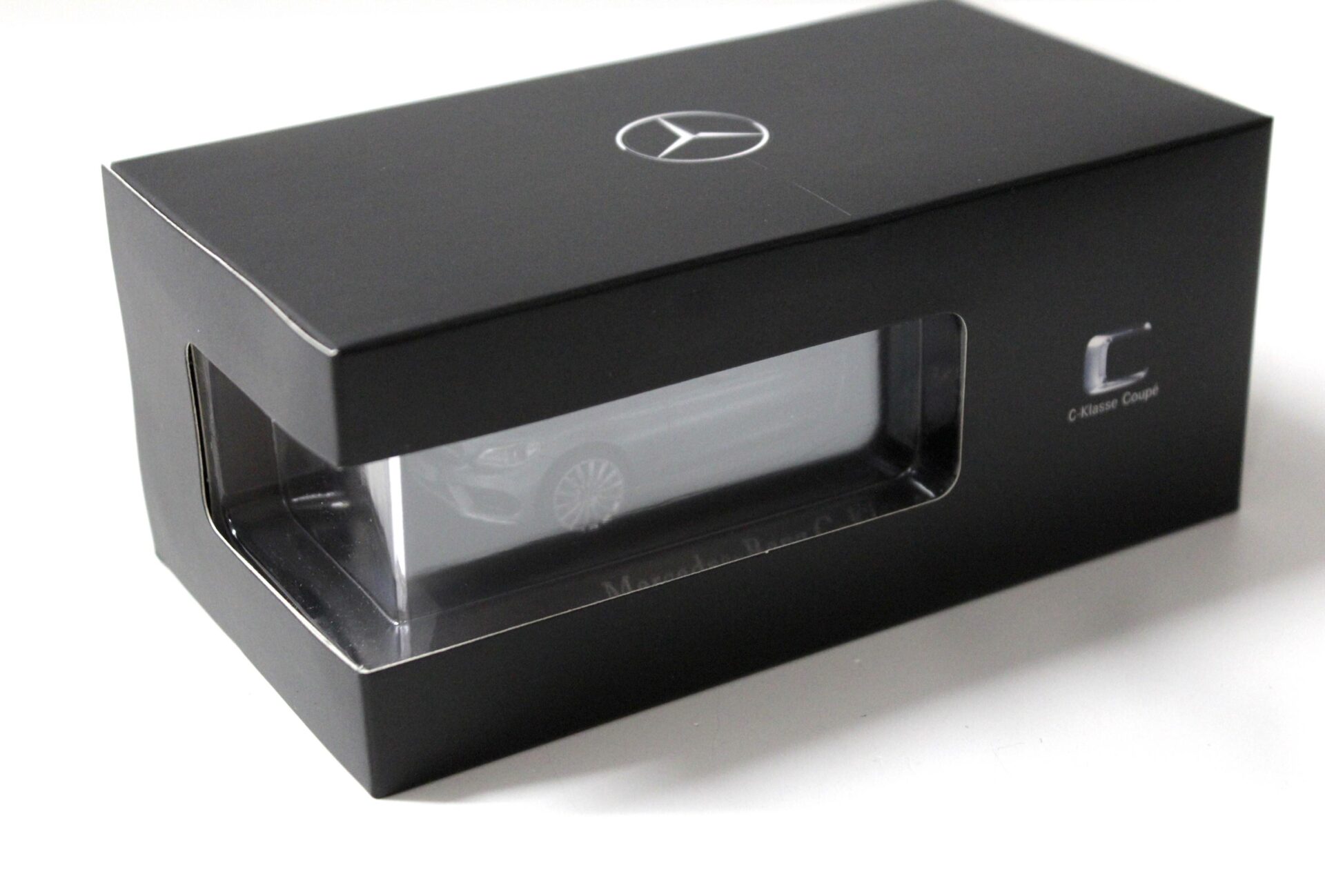 1:43 Kyosho Mercedes C-Klasse Coupe C205 selenite grey DEALER VERSION