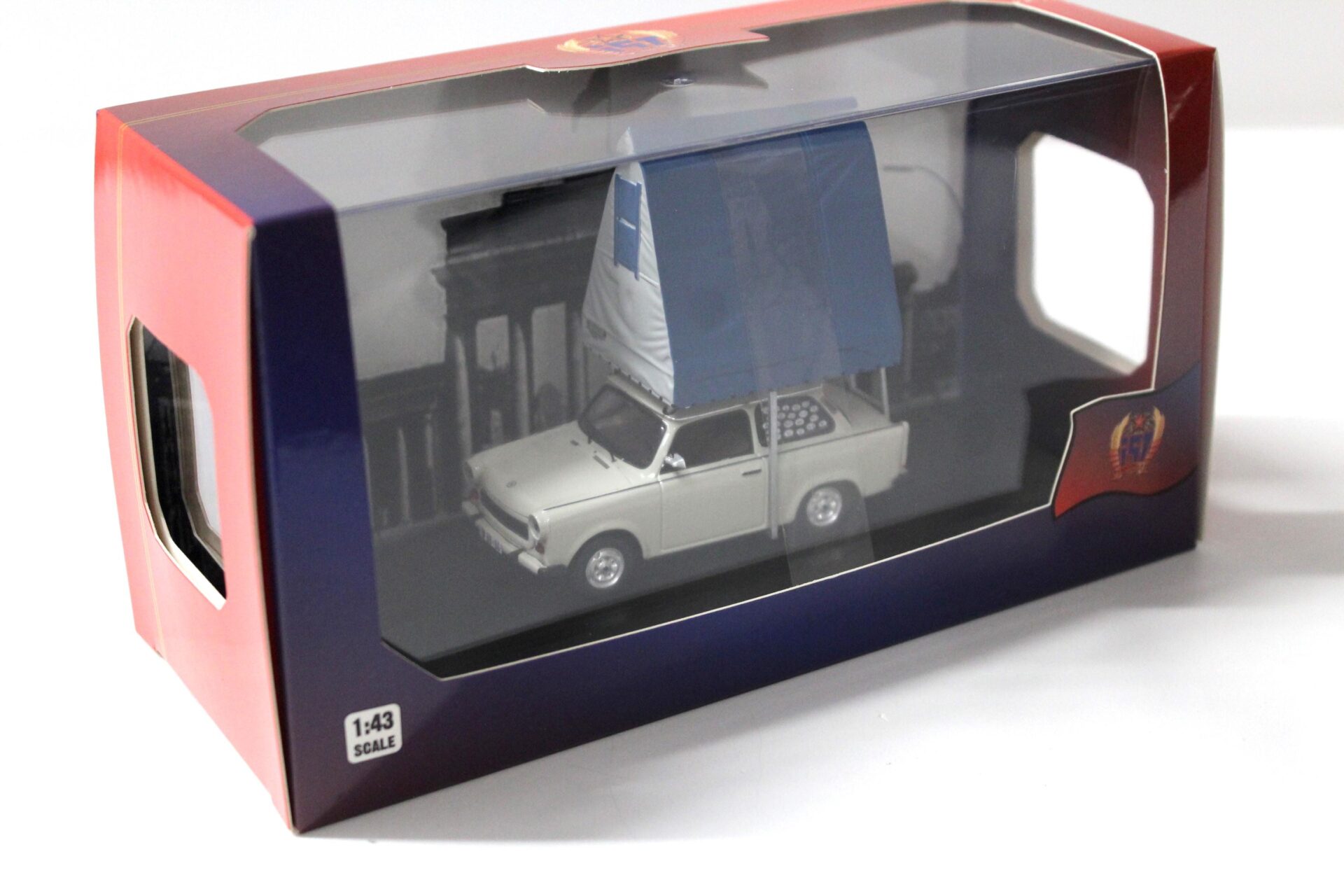 1:43 IST Models 1980 Trabant 601S Limousine Camping grey/ blue