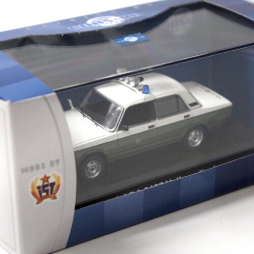 1:43 Cars&Co IST Lada 1200 (2107) Sedan Volkspolizei VP green/ white