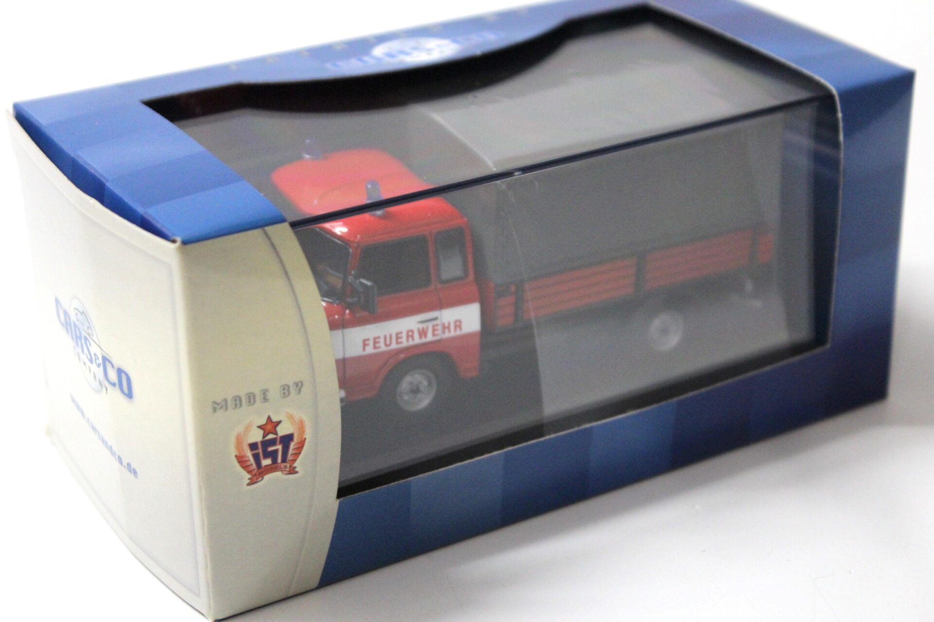 1:43 Cars&Co IST Barkas B1000 Pritsche/ Plane Feuerwehr red/ grey