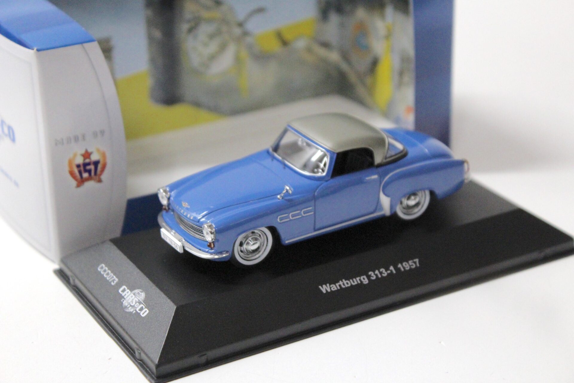 1:43 Cars&Co IST Wartburg 313-1 Sportwagen Coupe blue 1957