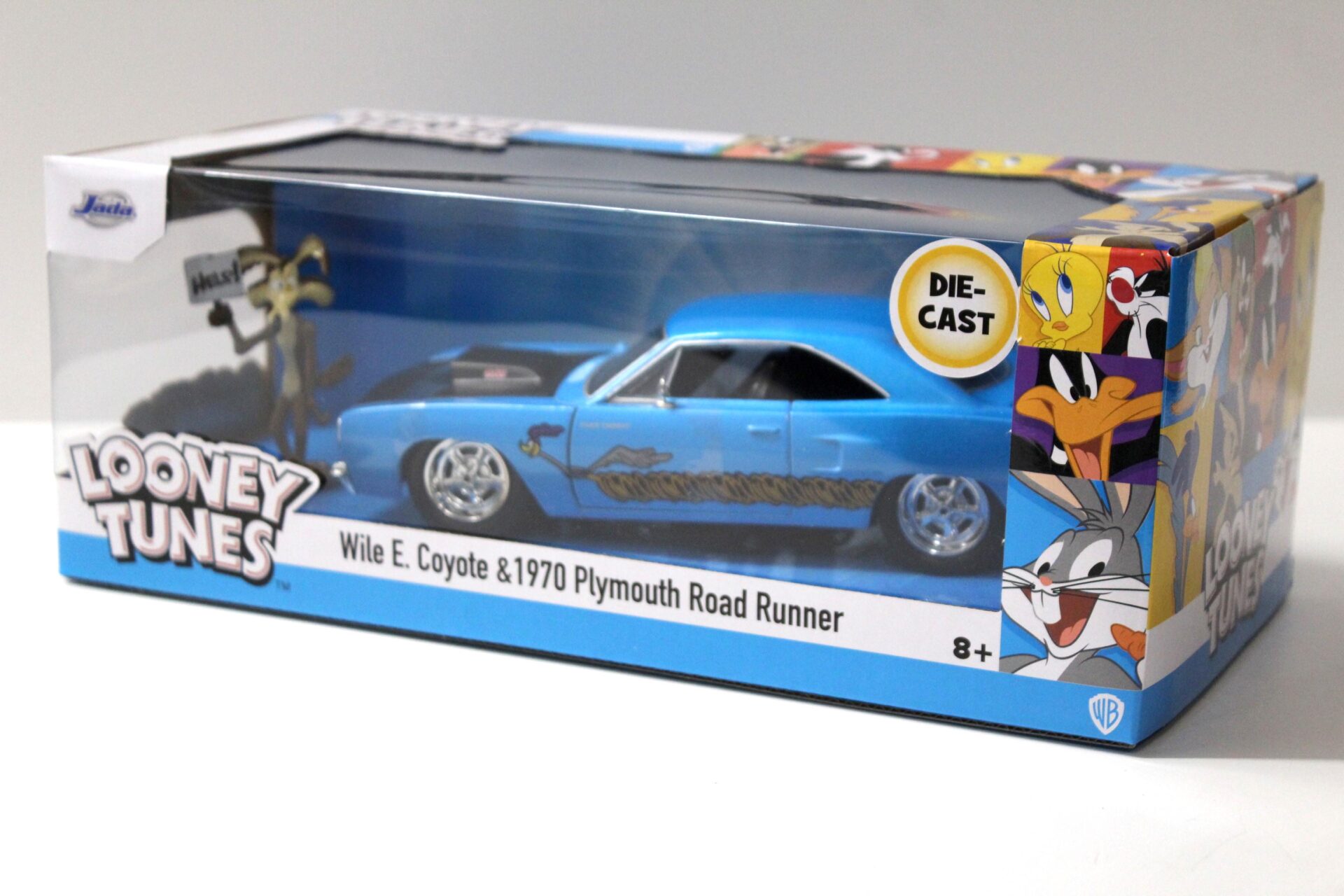 1:24 Jada Toys Looney Tunes Wile E. Coyote + 1970 Plymouth Road Runner blue