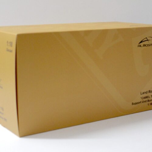 1:18 Almost Real Land Rover 110 Defender Camel Trophy Support Unit Borneo 1985