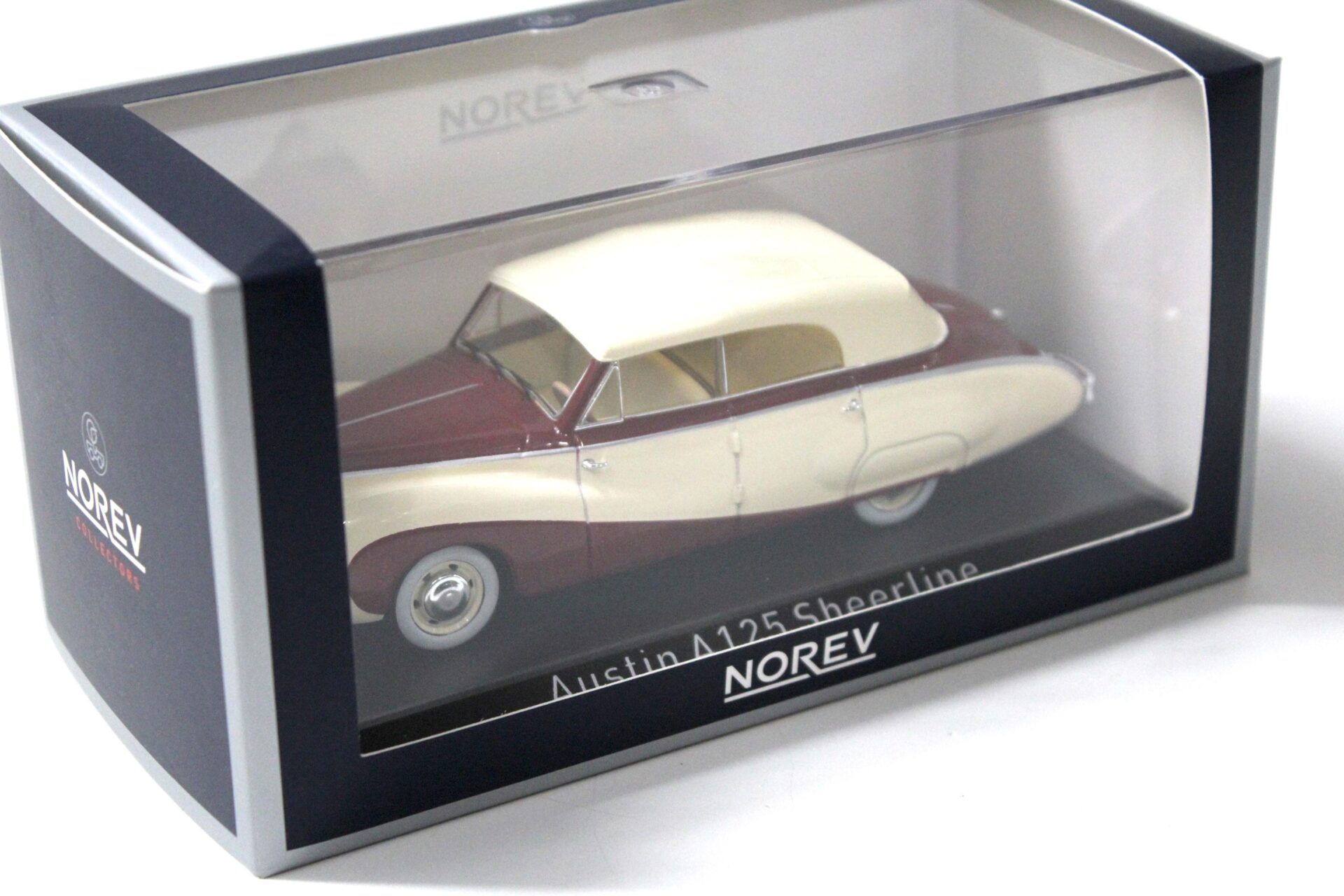 1:43 Norev Austin A125 Sheerline 1947 beige & dark red