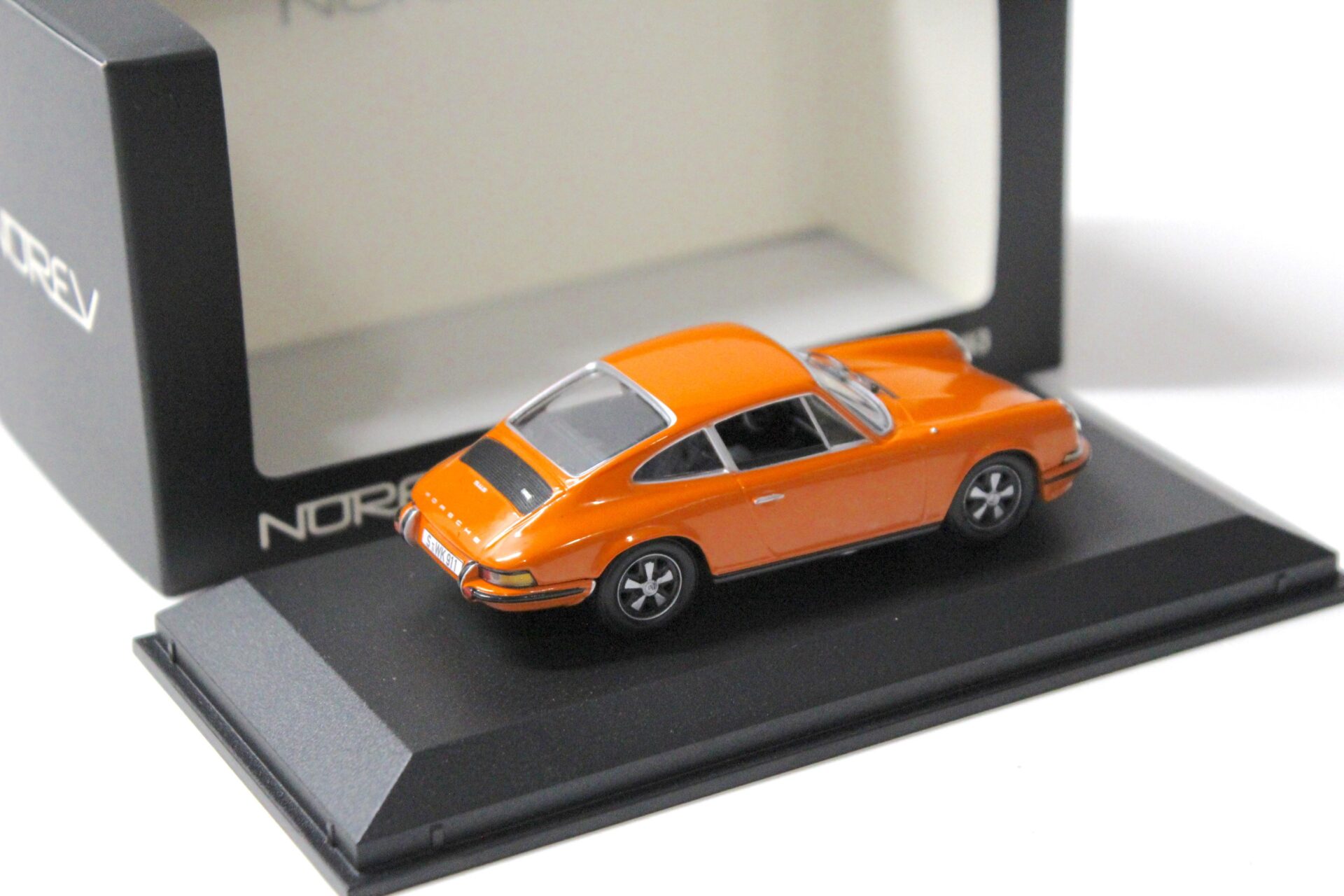 1:43 Norev Porsche 911 S 2.4 Coupe orange