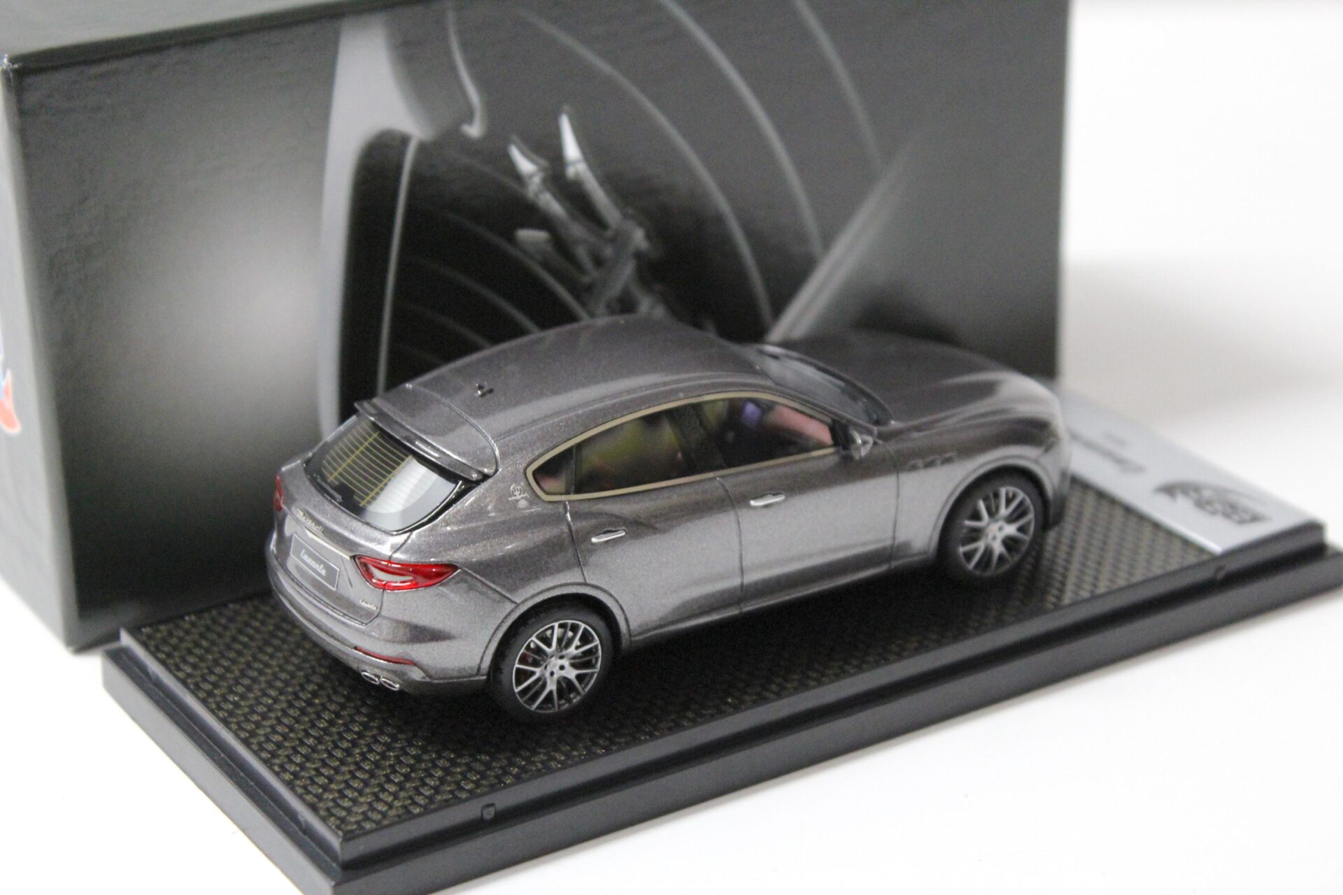 1:43 BBR Maserati Levante 2016 Grigio Maratea grey metallic