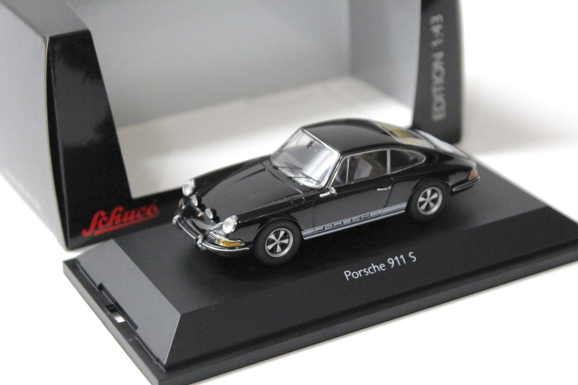 1:43 Schuco Porsche 911 S Coupe black