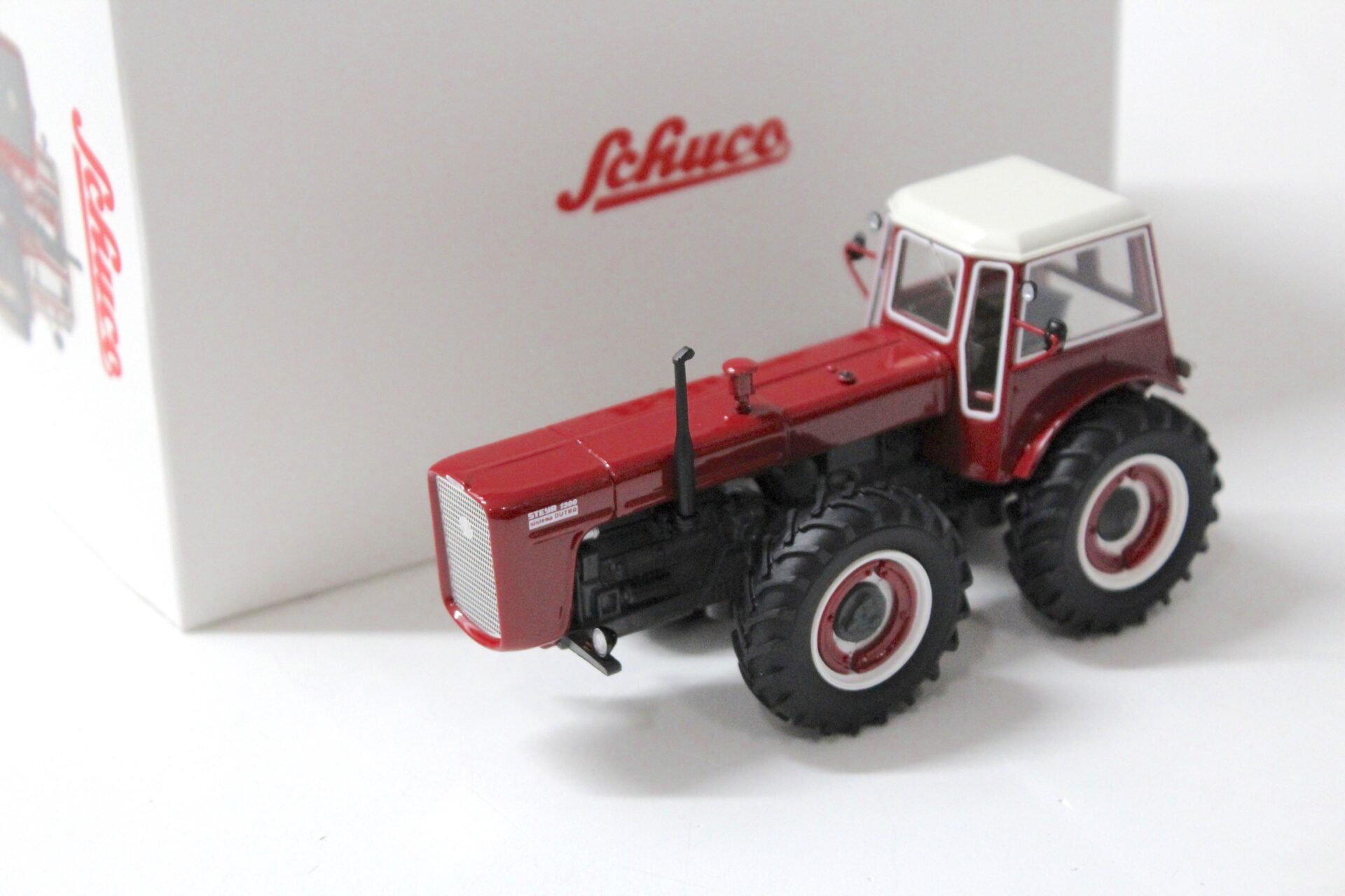 1:43 Schuco PRO.R43 Steyr 1300 System Dutra Traktor red %%%