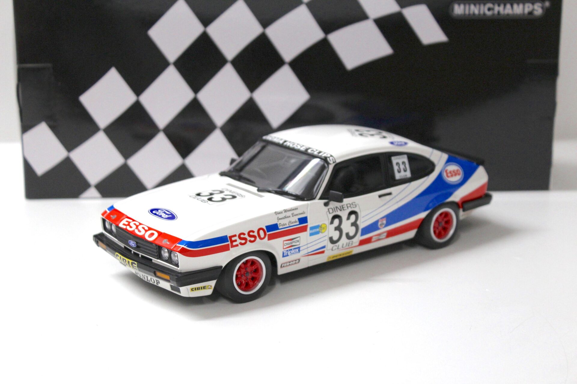1:18 Minichamps Ford Capri 3.0S V.M. Woodman 3rd Place SPA 24h 1981 ESSO #33