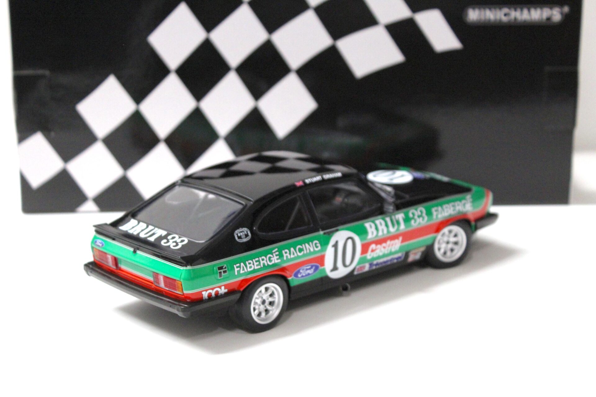 1:18 Minichamps Ford Capri 3.0S Faberge Racing #10 CASTROL Graham 2nd Place BSCC 1979