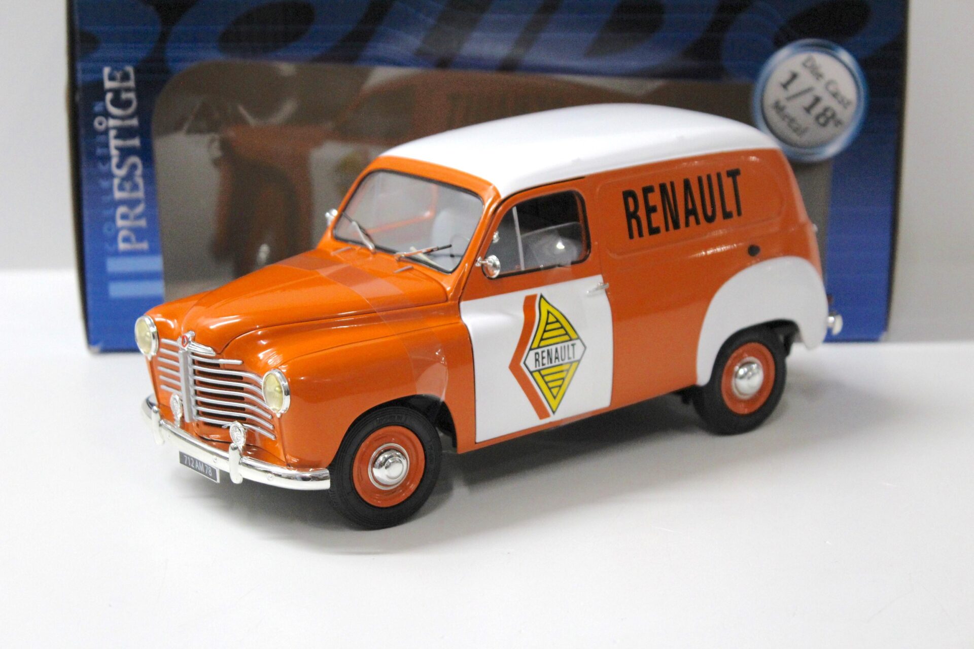 ID 57280 orig.jpg 1:18 Solido Renault Colorale Fourgon 1953 orange/ white
