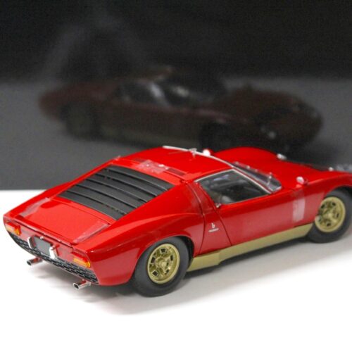 1:18 Kyosho Lamborghini Miura S red/ gold - Image 3