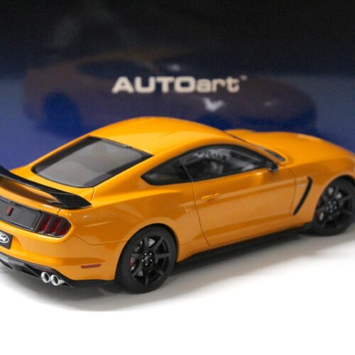 1:18 AUTOart Ford Shelby GT-350R 2017 Fury orange
