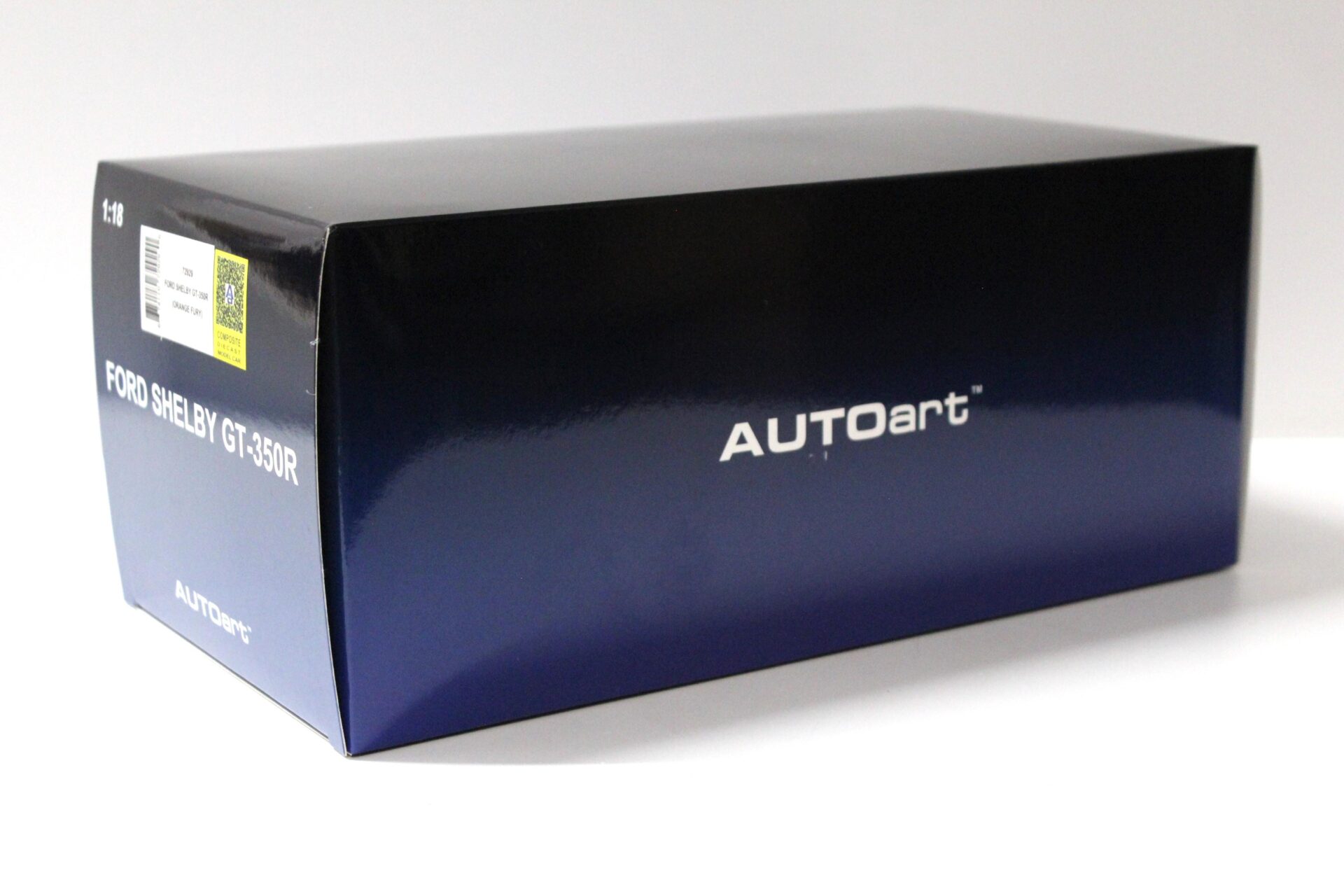 1:18 AUTOart Ford Shelby GT-350R 2017 Fury orange