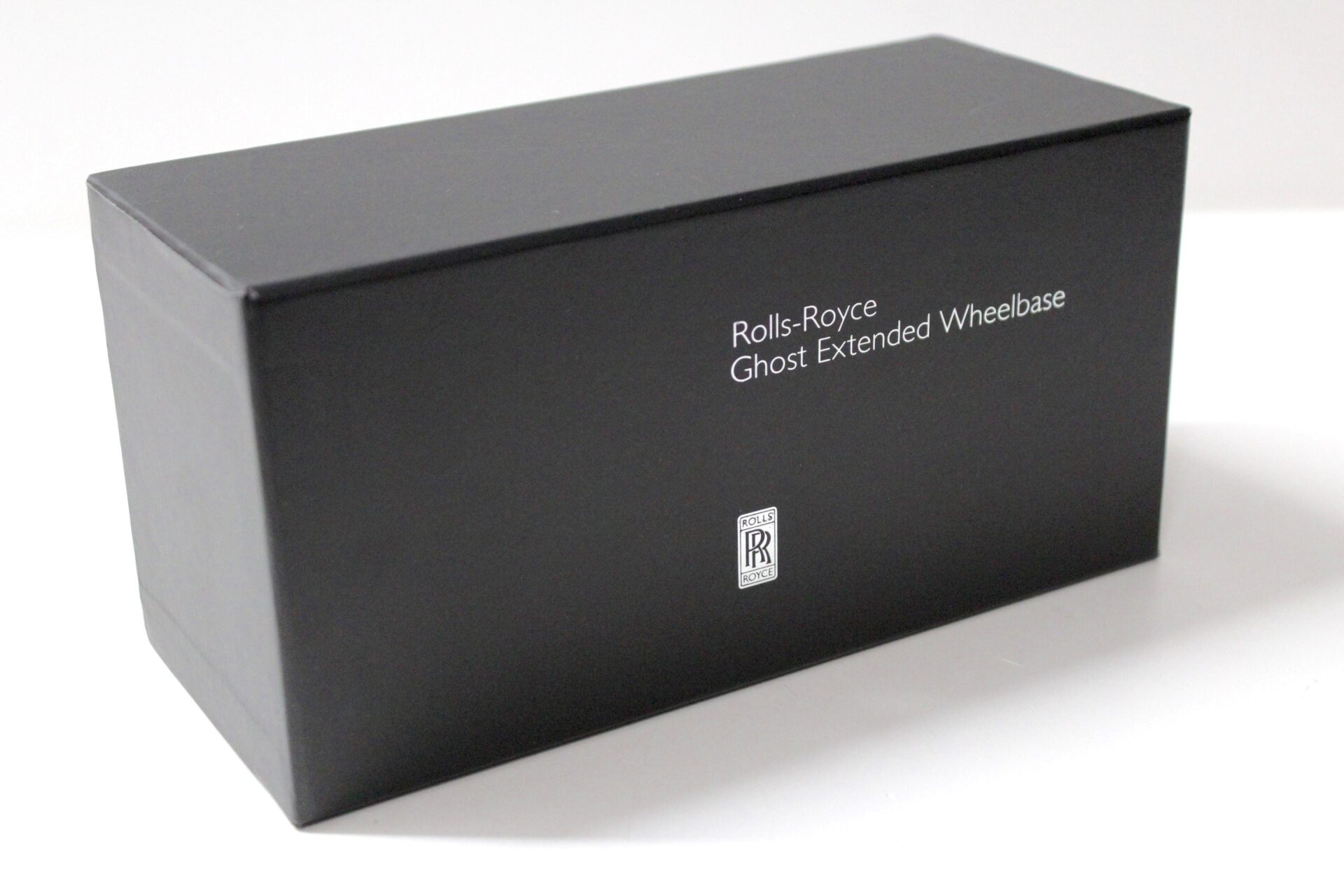 1:43 Kyosho Rolls Royce Ghost Extended Wheelbase EWB Diamond black