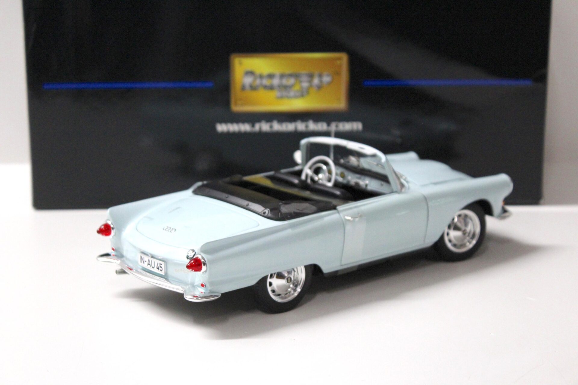 1:18 Ricko Auto Union 1000SP Roadster light blue