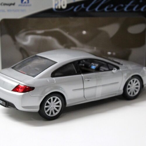 1:18 Welly Peugeot 407 Coupe silver metallic