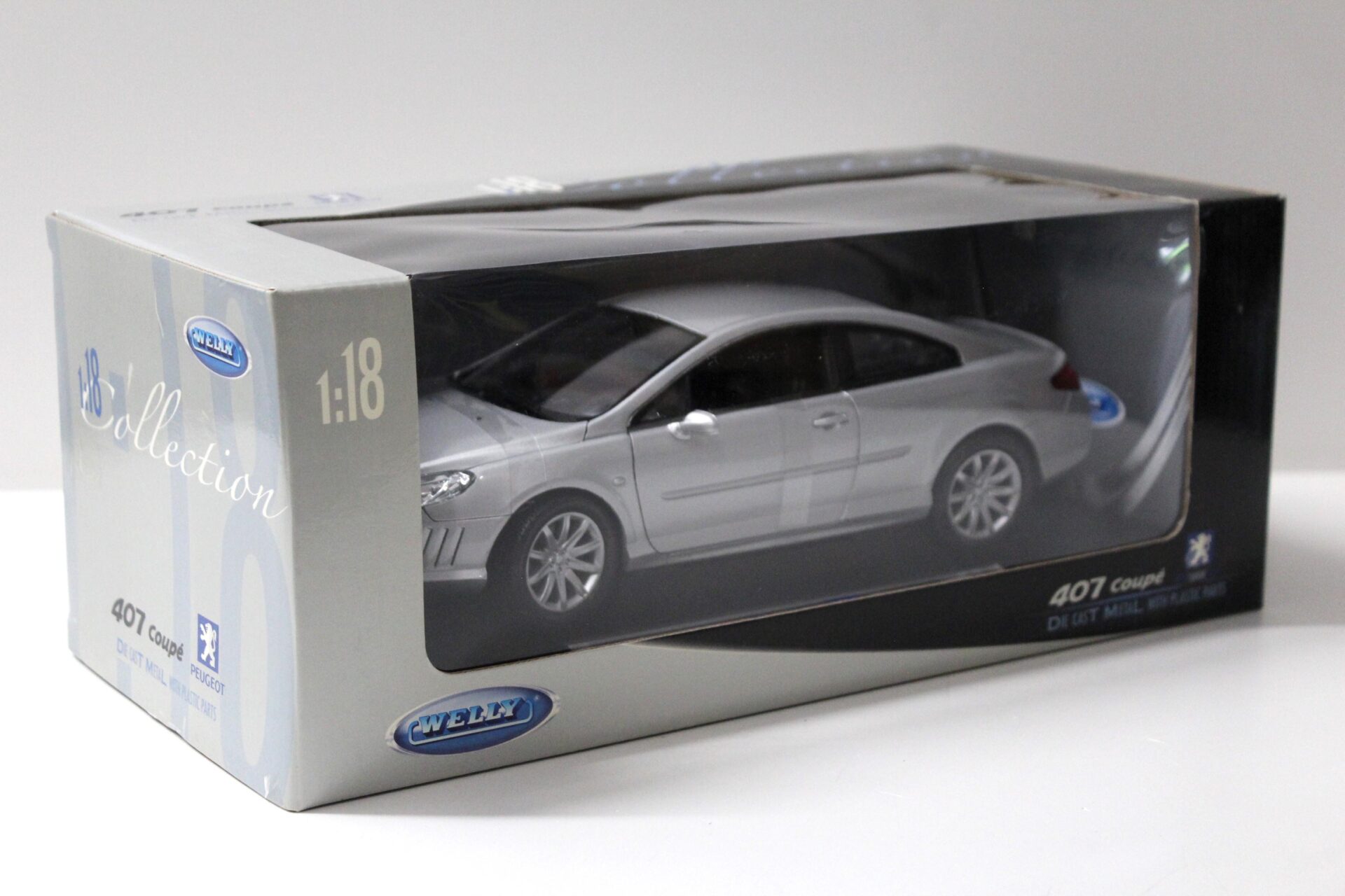 1:18 Welly Peugeot 407 Coupe silver metallic