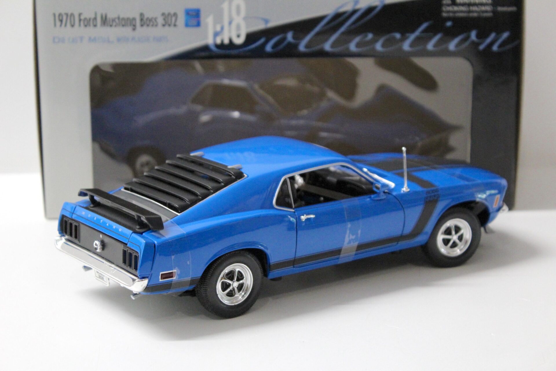 1:18 Welly 1970 Ford Mustang Boss 302 Coupe blue/ black