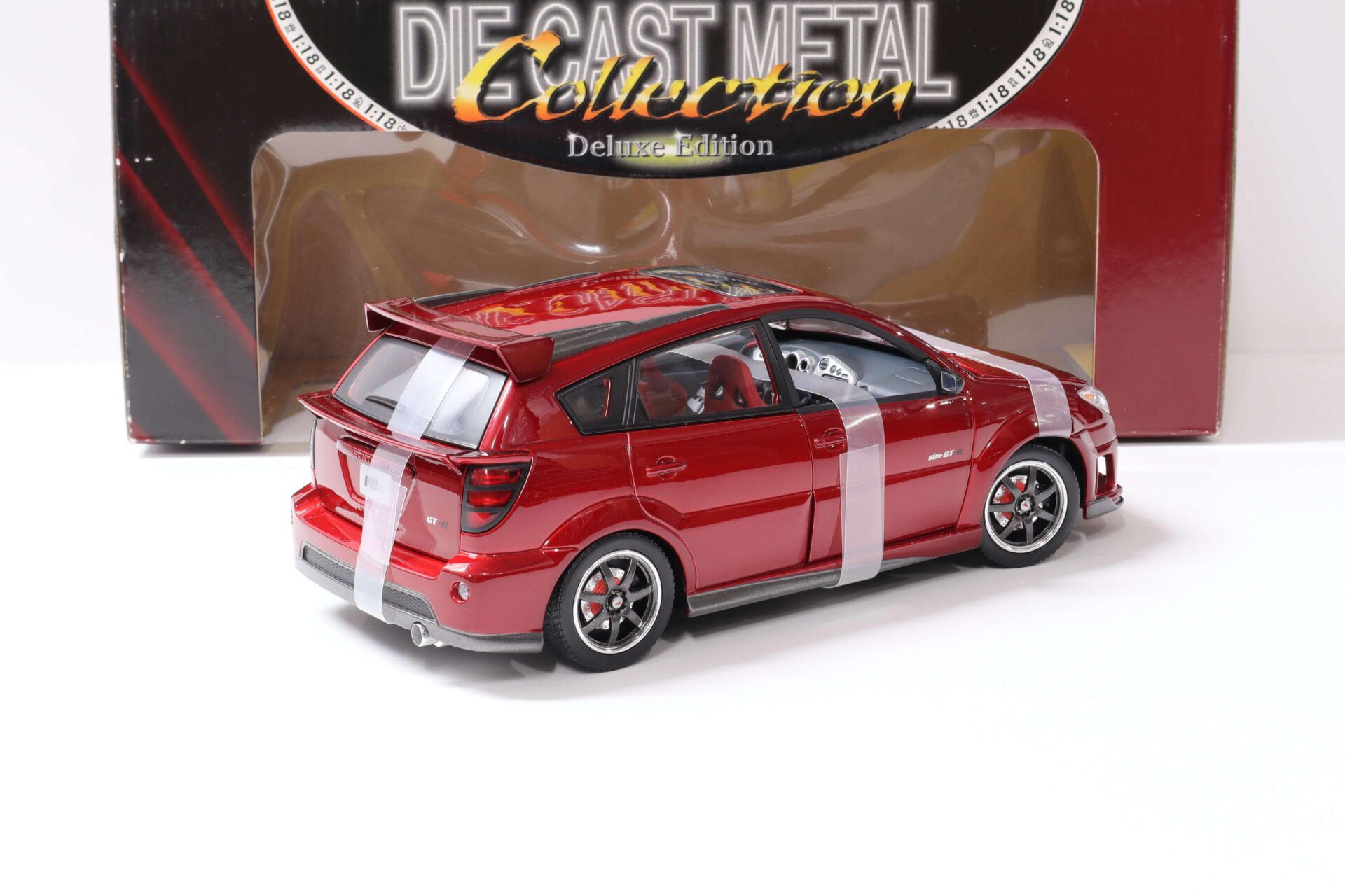 1:18 Road Signature Pontiac Vibe GTR red metallic 2003