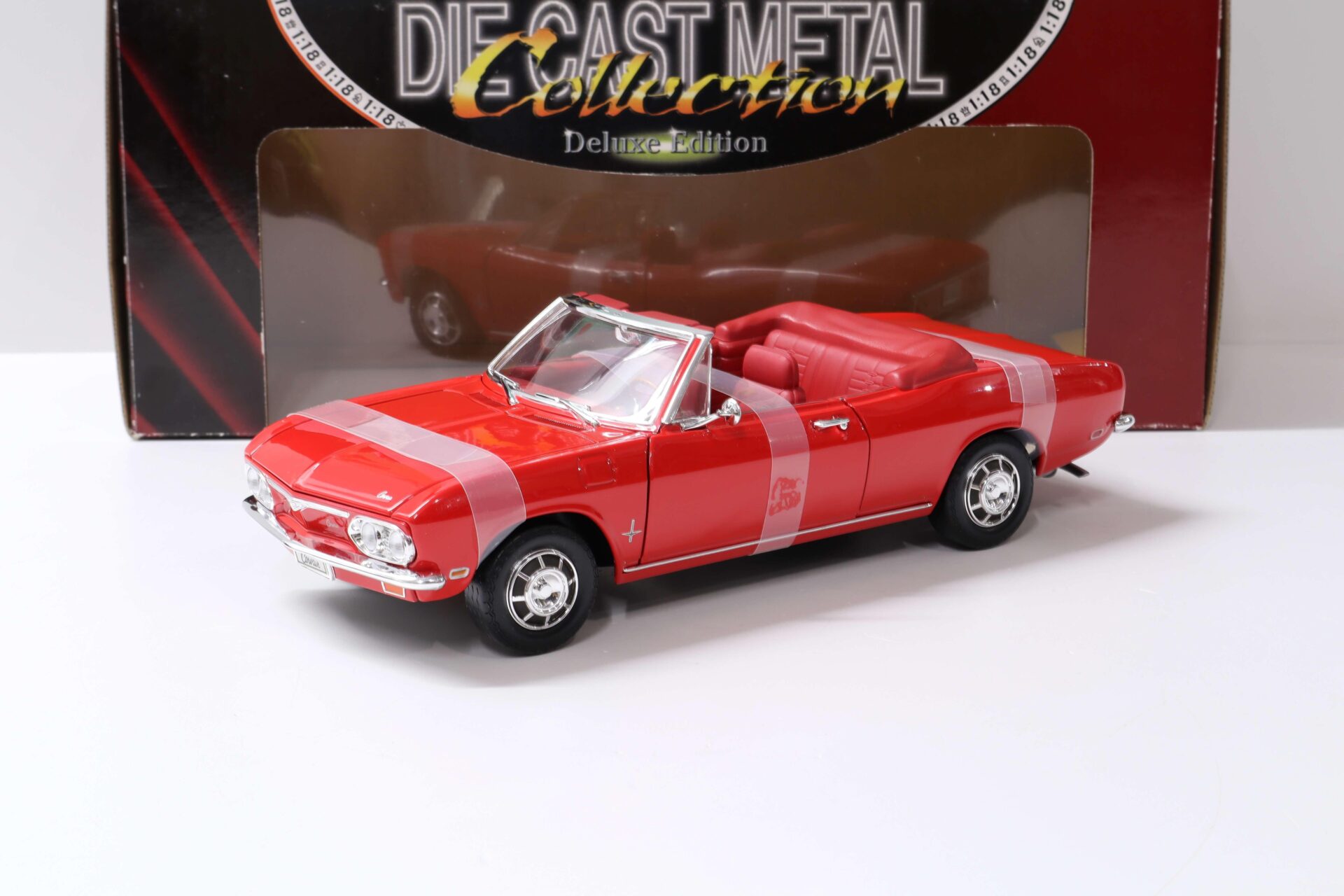1:18 Road Signature Corvair Monza Cabriolet red 1969