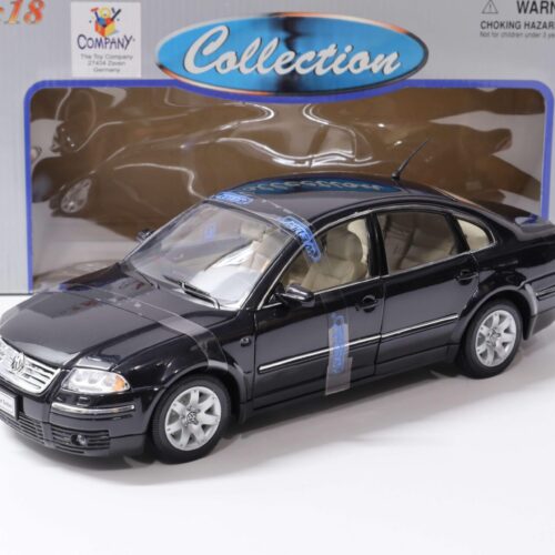 1:18 Welly VW Passat Sedan black 2001