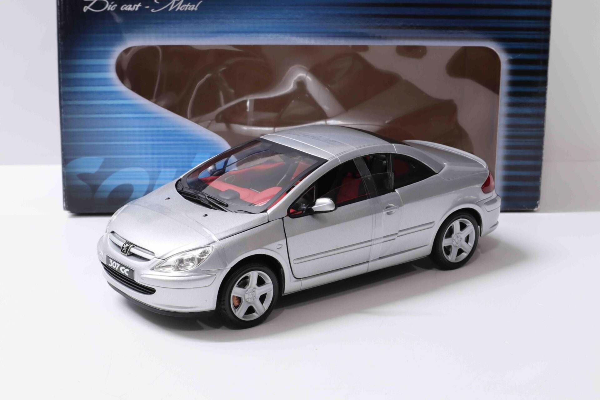 1:18 Solido Peugeot 307 CC Cabriolet closed Top silver