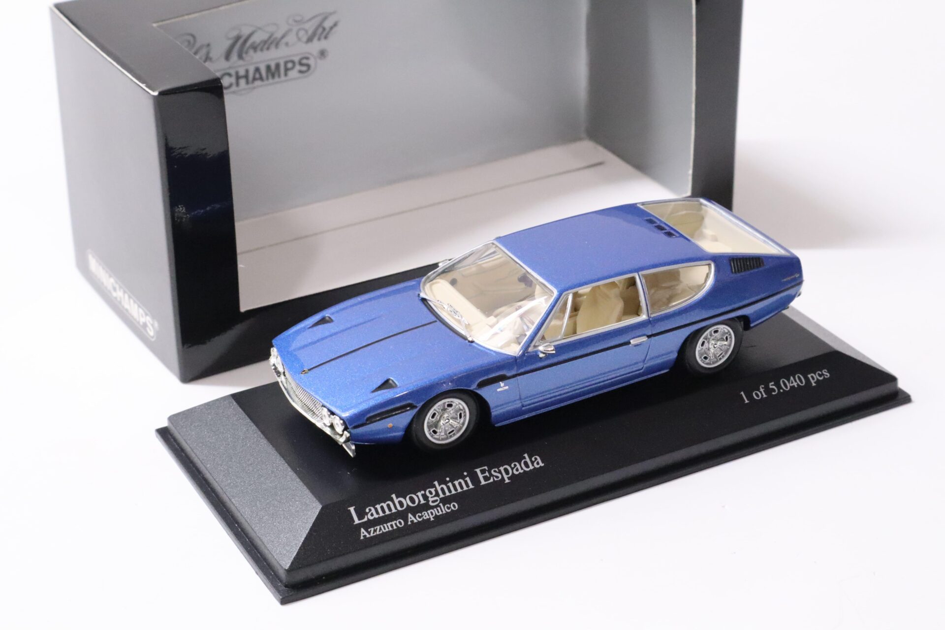 1:43 Minichamps Lamborghini Espada 1970 Azzuro Acapulco blue