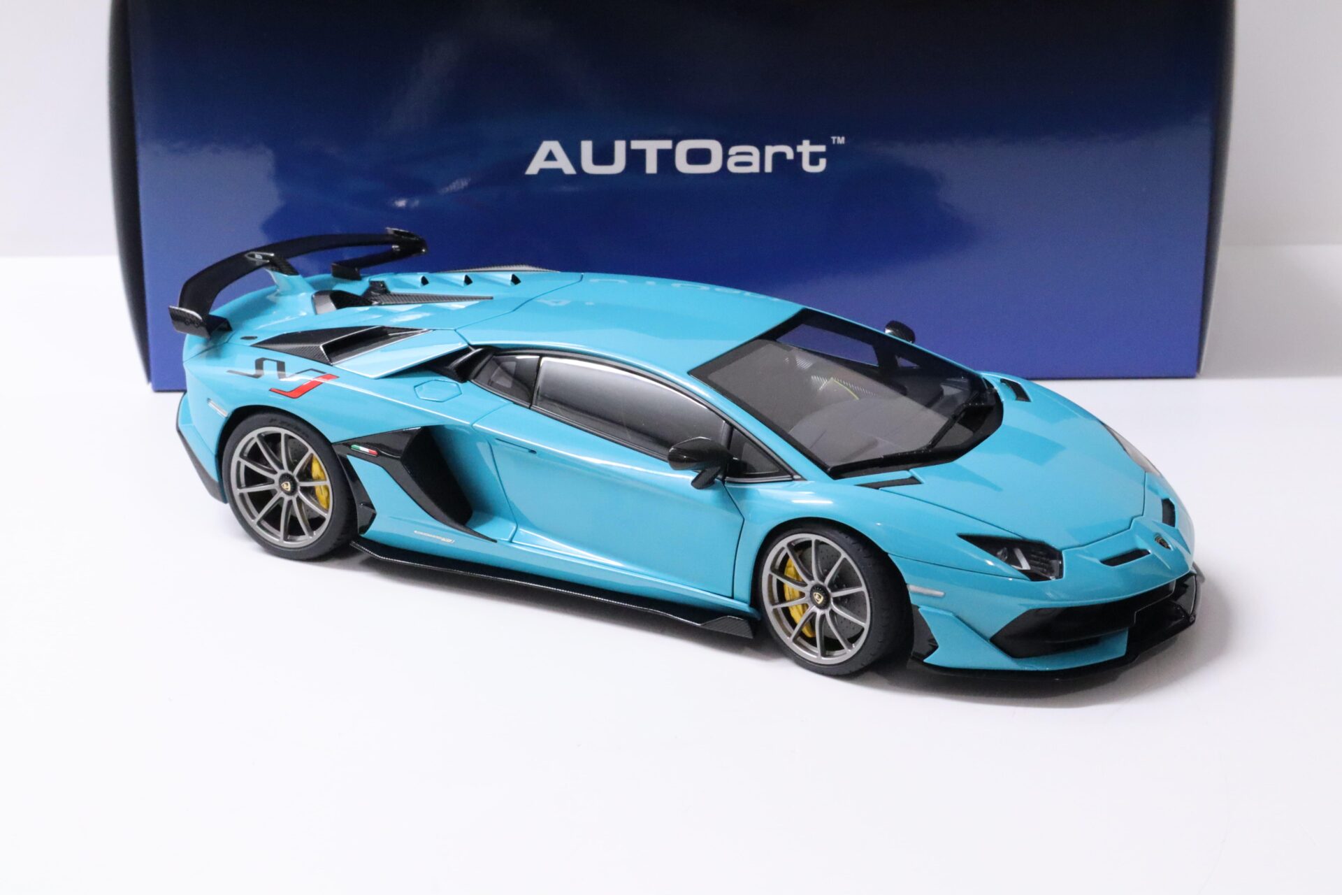 1:18 AUTOart Lamborghini Aventador SVJ 2019 Blu Glauco/ Solid blue