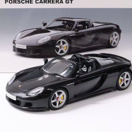 1:18 AUTOart Porsche Carrera GT black with black interior