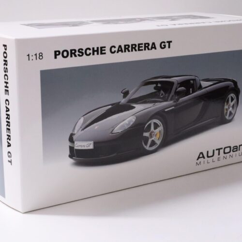 1:18 AUTOart Porsche Carrera GT black with black interior