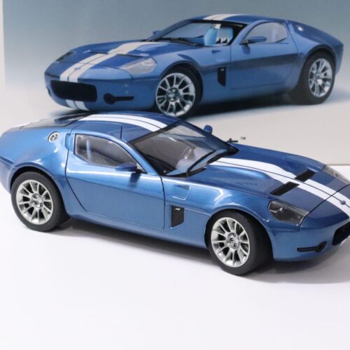 1:18 AUTOart Ford Shelby GR-1 Concept Guardsman blue/ white stripes - Image 2