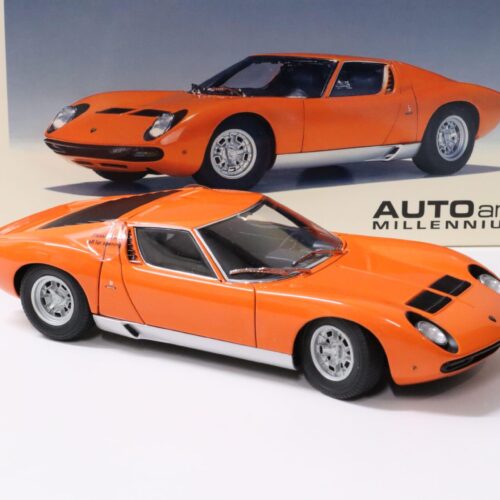 1:18 AUTOart Lamborghini Miura SV Coupe orange