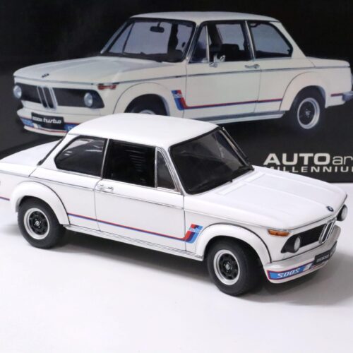 1:18 AUTOart BMW 2002 Turbo white