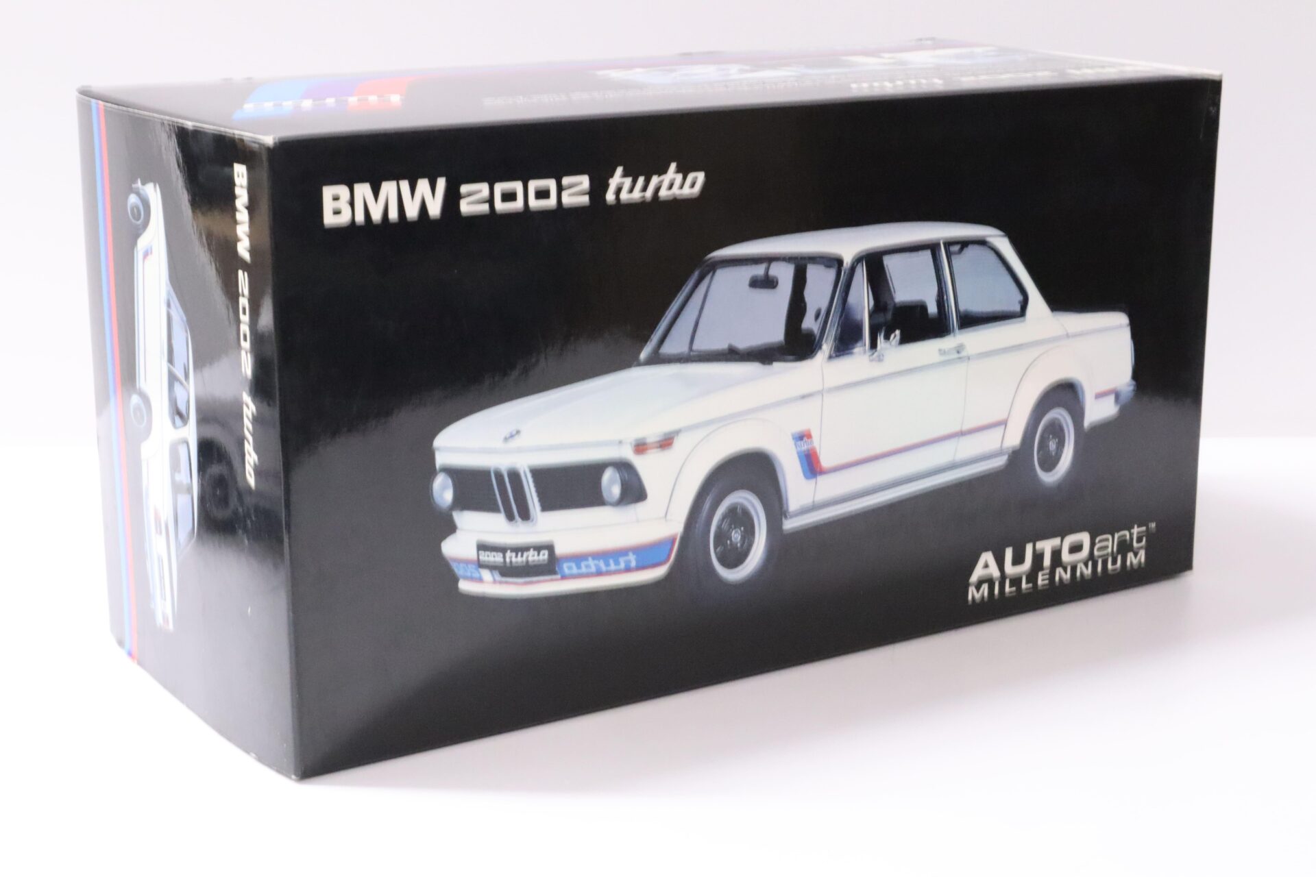 1:18 AUTOart BMW 2002 Turbo white