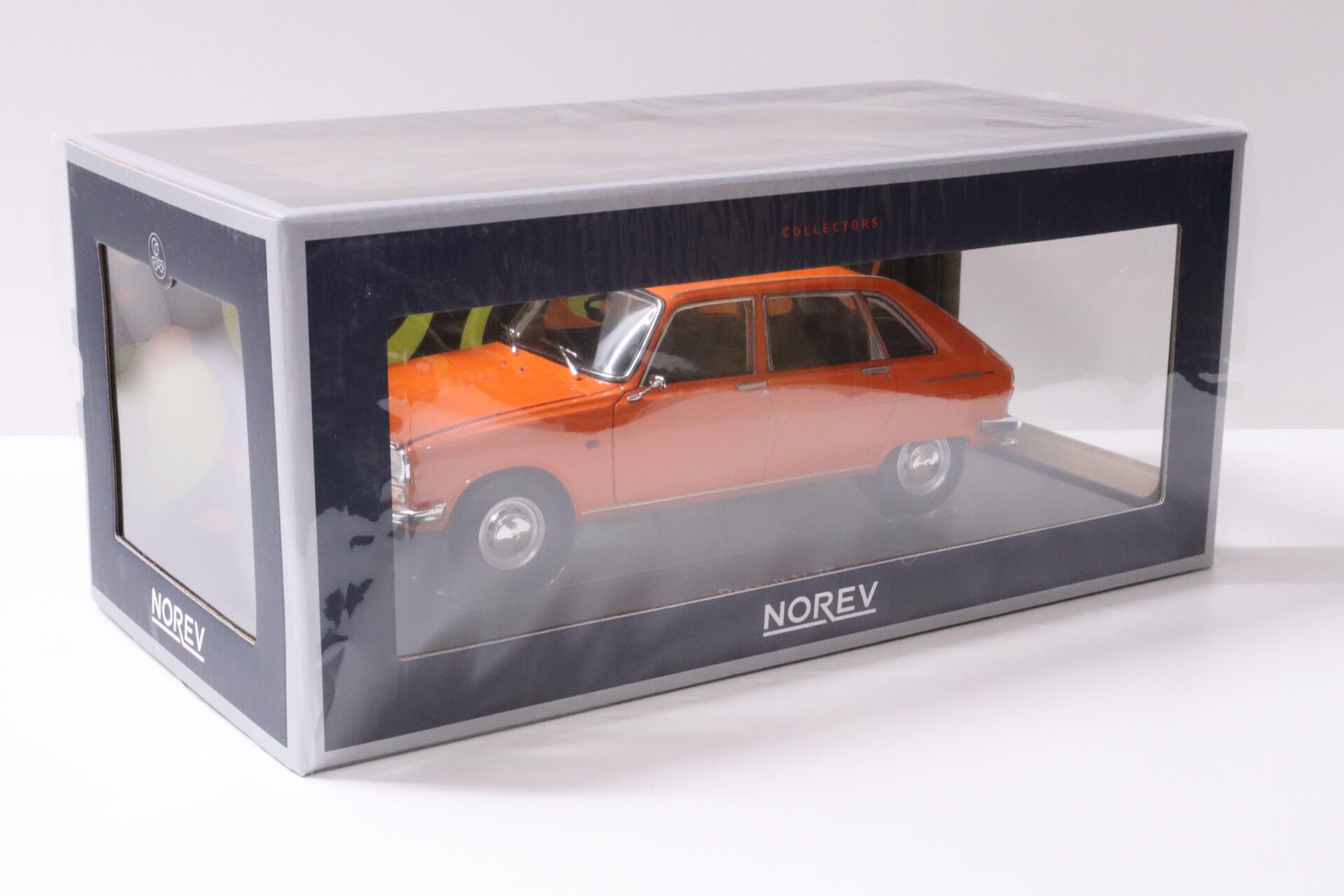 1:18 Norev Renault 16 TS orange 1971 - Limited Edition 500 pcs.
