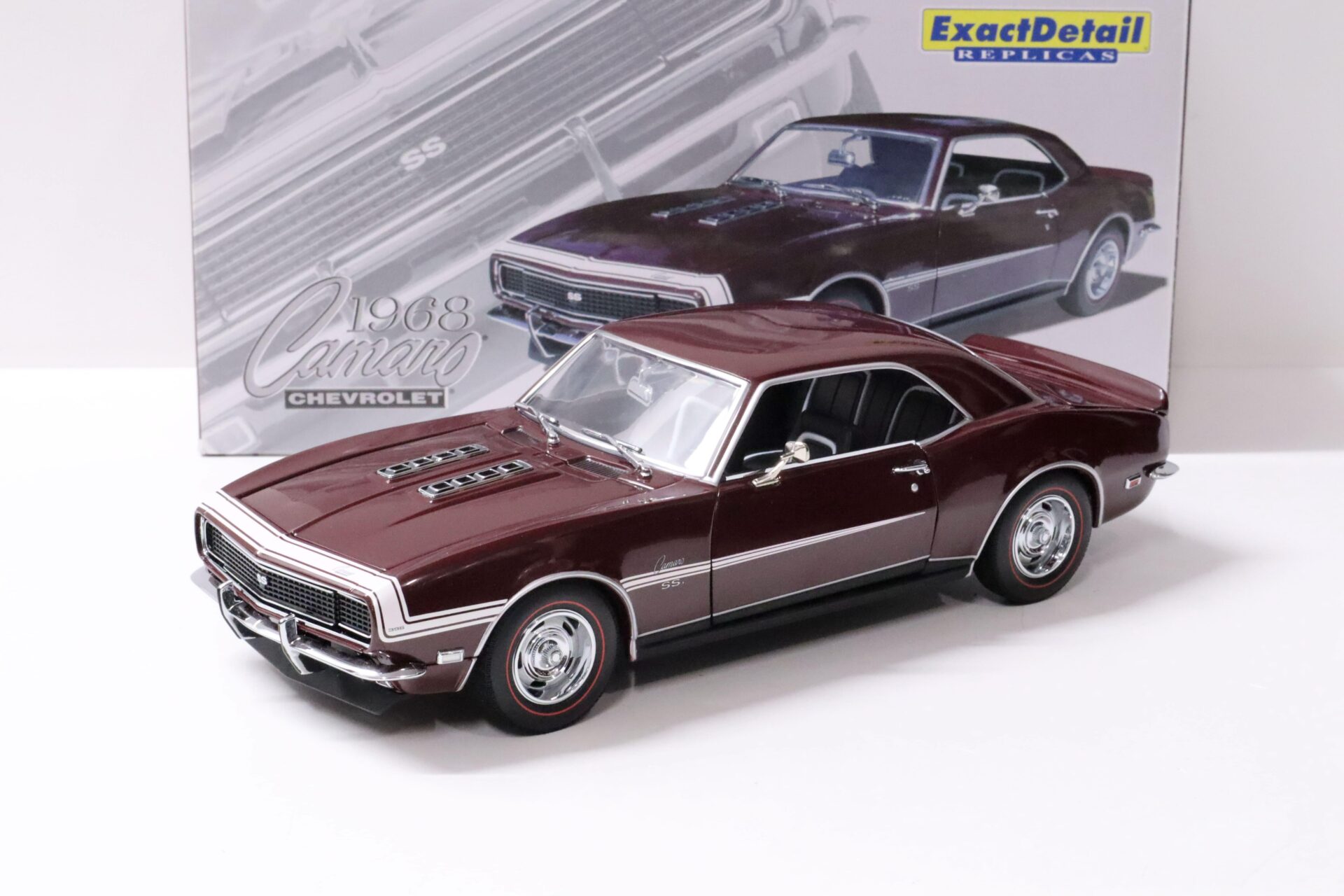 1:18 Exact Detail Chevrolet Camaro RS/SS 396 Coupe 1968 Maroon dark red/ white