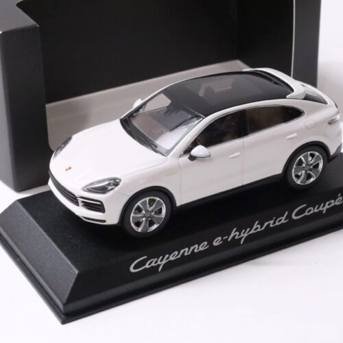 1:43 Norev Porsche Cayenne Coupe E-Hybrid white DEALER VERSION SALE%%%