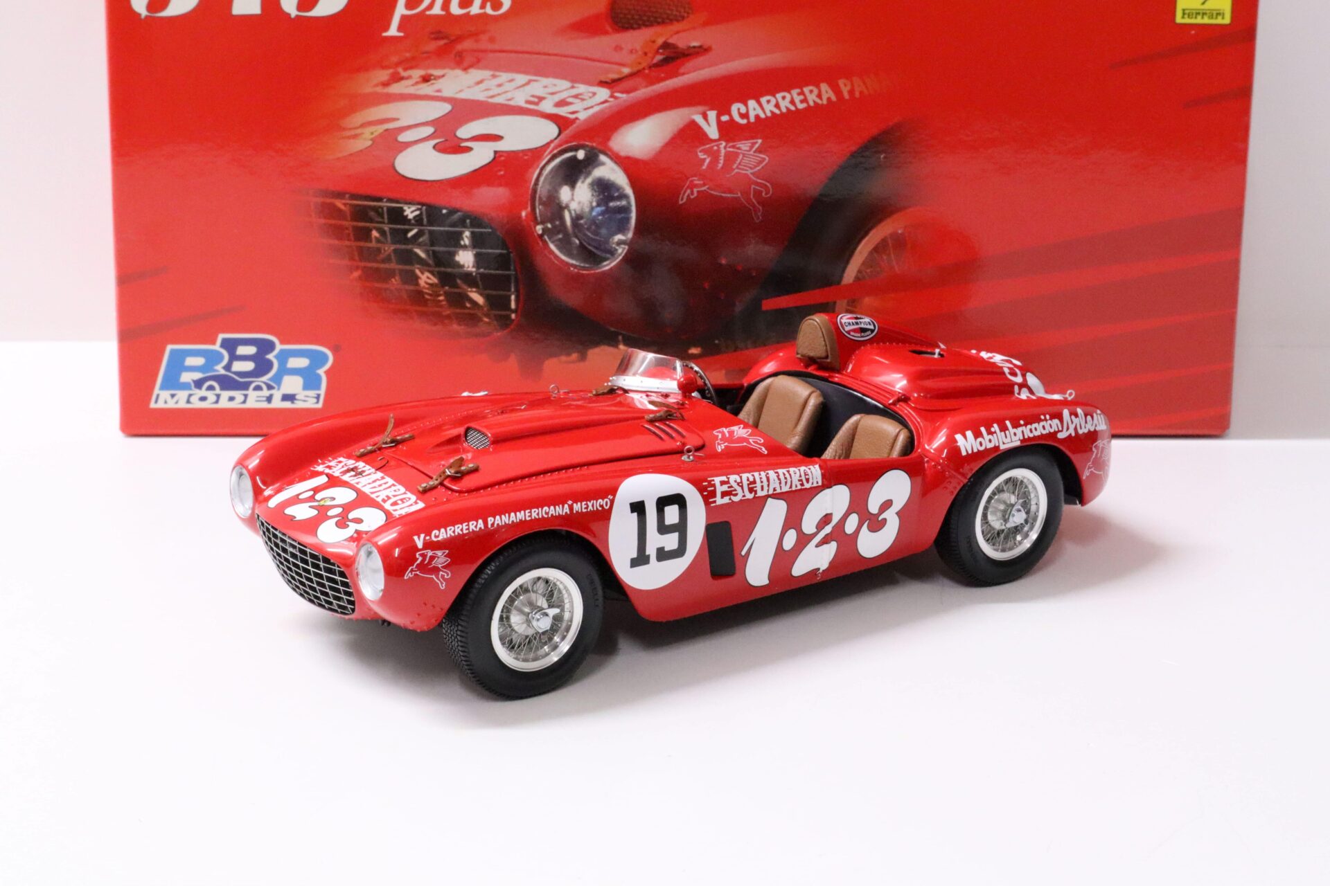 1:18 BBR Ferrari 375 Plus 1954 V-Carrera Panamericana 1.2.3 #19 red Die-Cast/ openings