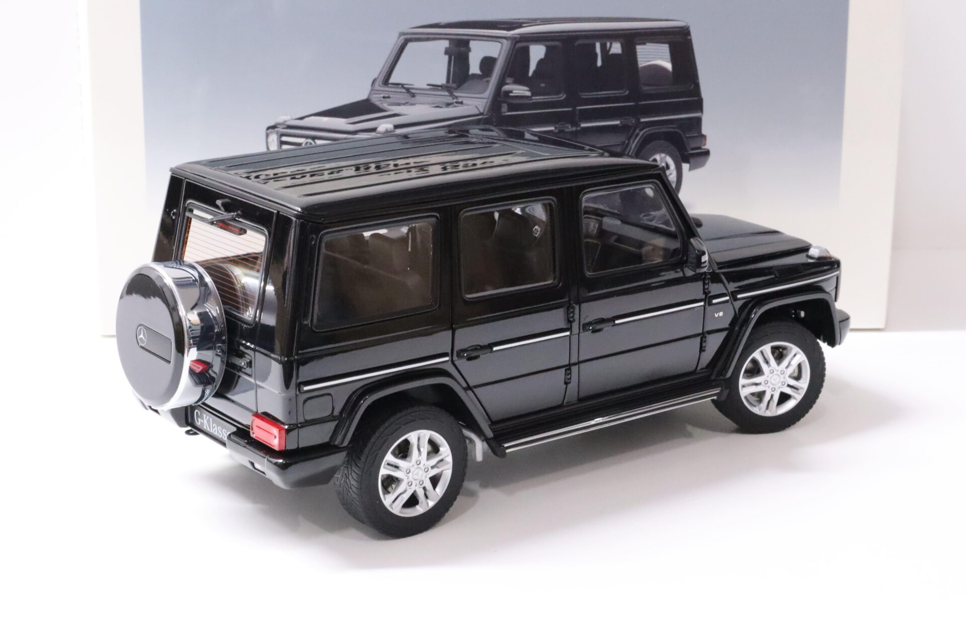 1:18 AUTOart Mercedes G-Klasse G500 W463 Facelift 2012 black