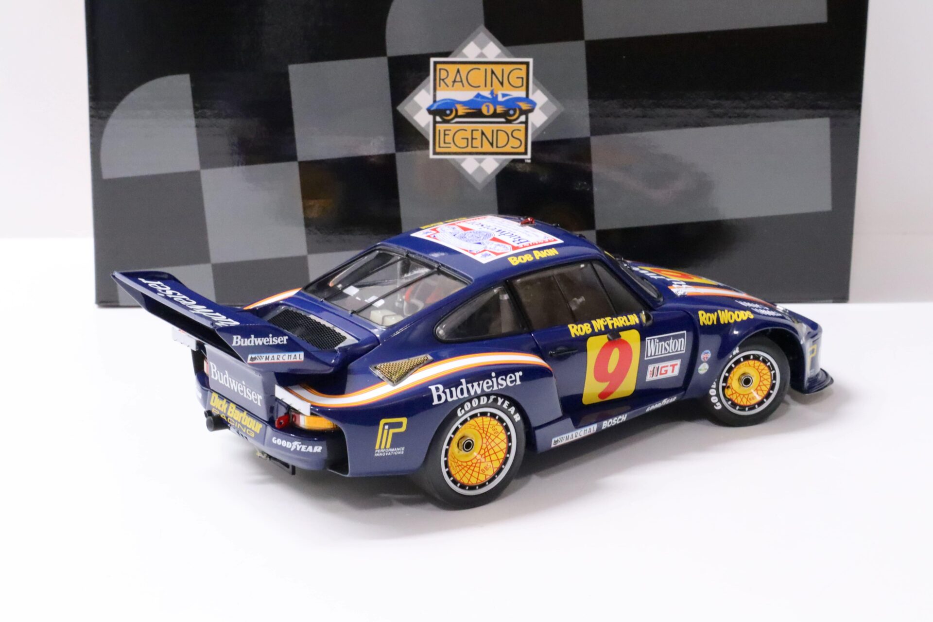 1:18 Exoto Porsche 935 Turbo 12h Winner Sebring 1979 BUDWEISER #9 Akin/McFarlin/Woods
