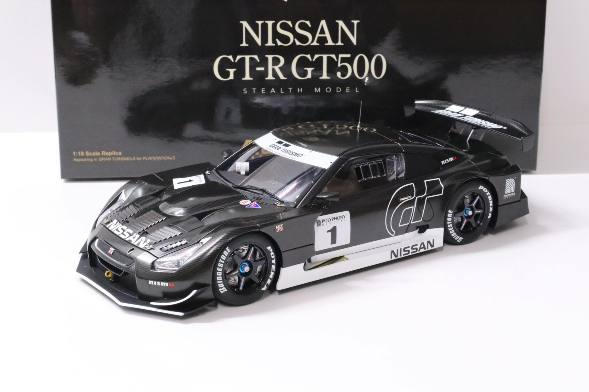 1:18 AUTOart Nissan GT-R GT500 Stealth Model Gran Turismo GT5 #1 Carbon