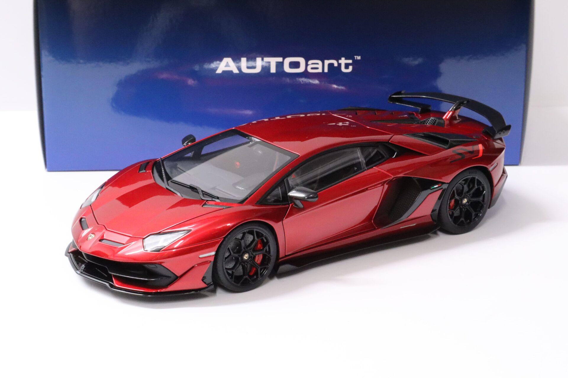 ID 58925 orig.jpg 1:18 AUTOart Lamborghini Aventador SVJ 2019 Rosso Efesto/ metallic red